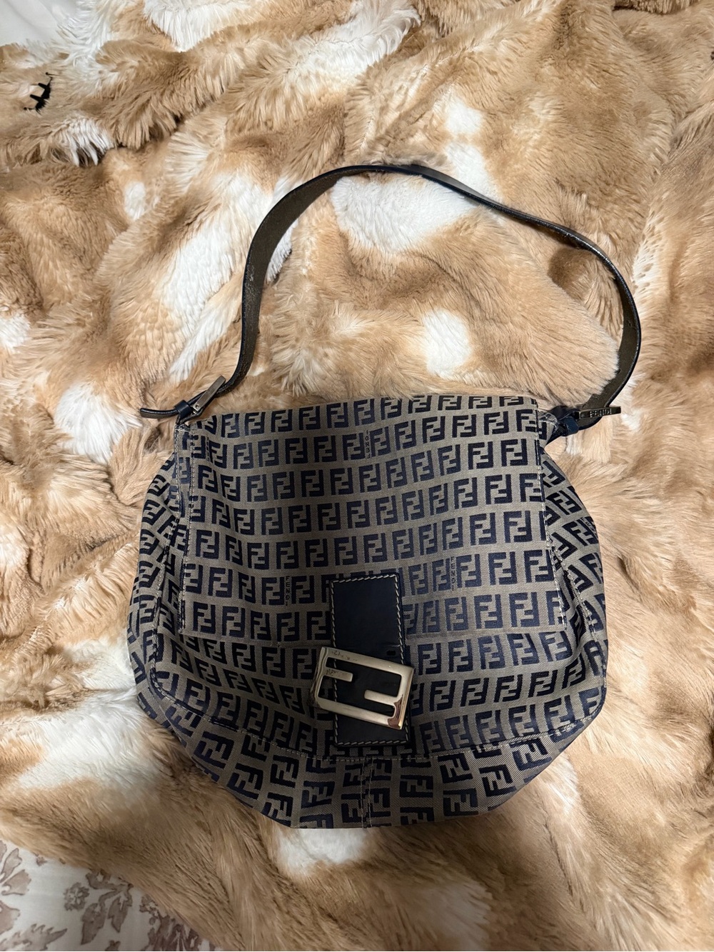 Fendi Baguette